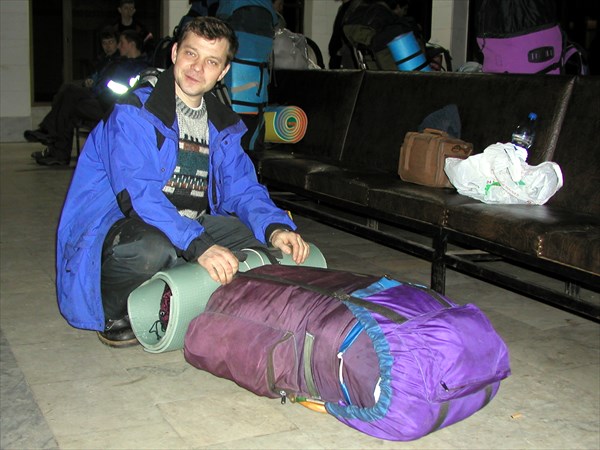 012 (31.Jan.2003) Vitia with rucksack